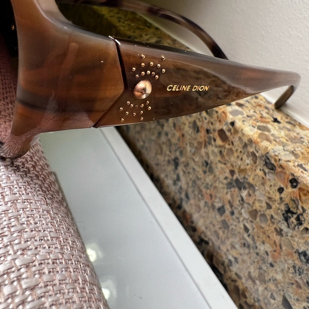 Celine Dion Preowned women’s brown sunglasses and case - Picture 11 of 16